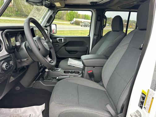 2025 Jeep Gladiator Sport S