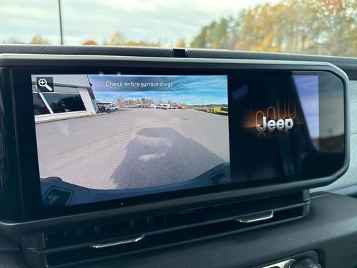 2026 Jeep Gladiator Sport S