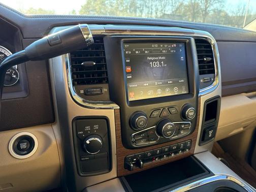 2017 RAM 2500 Laramie 4x4 Mega Cab 64 Box