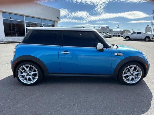 2009 MINI Cooper S Base
