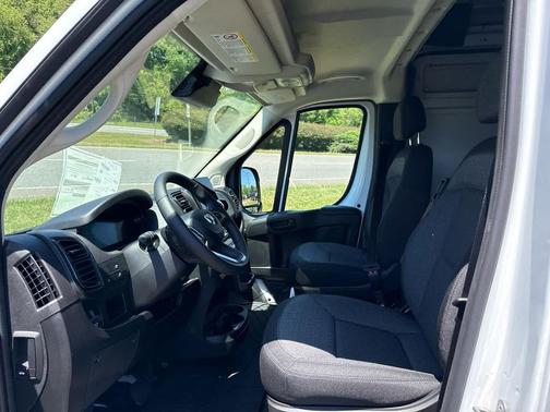 Bright White Clearcoat 2026 RAM ProMaster 2500 Tradesman