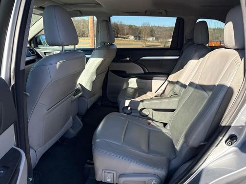 2014 Toyota Highlander XLE