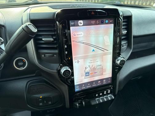 2026 RAM 2500 Tradesman 4x4 Crew Cab 64 Box