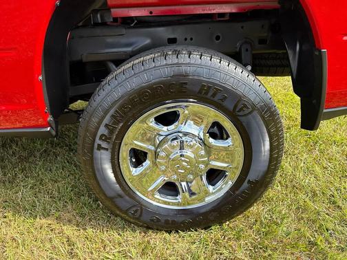 2024 RAM 2500 Big Horn 4x4 Crew Cab 64 Box