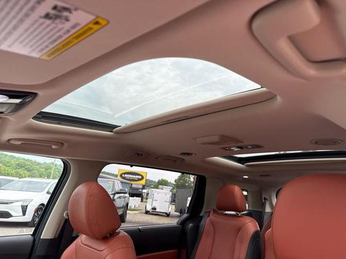 Astra Blue 2024 Kia Carnival SX Prestige