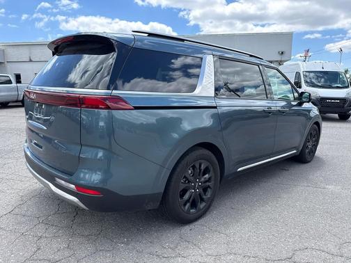 Astra Blue 2024 Kia Carnival SX Prestige