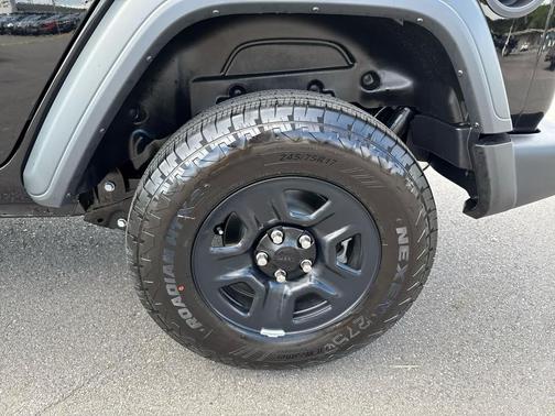 2025 Jeep Wrangler Sport