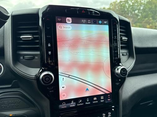 2026 RAM 3500 Tradesman 4x4 Crew Cab 8 Box