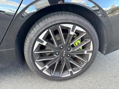 2025 Kia K5 GT