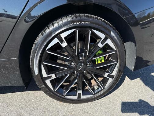 2025 Kia K5 GT