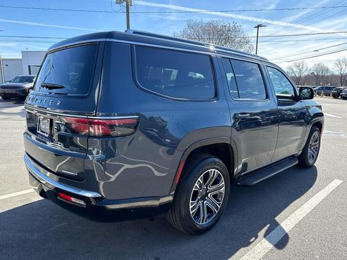 2024 Jeep Wagoneer Series II