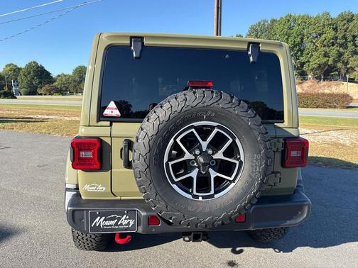41 2027 Jeep Wrangler Rubicon