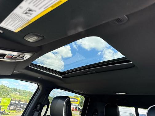 2025 RAM 2500 Laramie 4x4 Mega Cab 64 Box