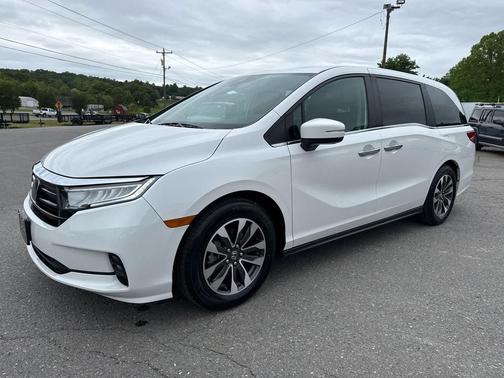 Platinum White Pearl 2024 Honda Odyssey EX-L