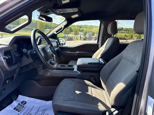 Iconic Silver Metallic 2024 Ford F-150 XLT