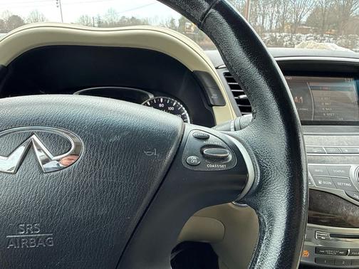 2015 INFINITI QX60 Base