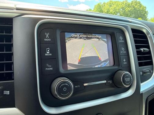 Granite Crystal Metallic Clearcoat 2024 RAM 1500 Classic SLT