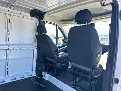 2025 RAM ProMaster 2500 Tradesman