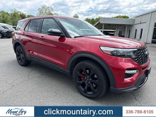 Rapid Red Metallic Tinted Clearcoat 2022 Ford Explorer ST