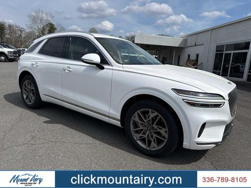 Uyuni White 2025 Genesis GV70 2.5T