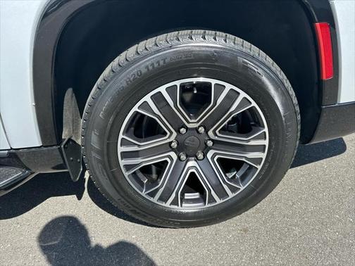 2023 Jeep Wagoneer L Series II