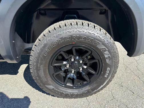 Diamond Black Crystal Pearlcoat 2021 RAM 1500 Classic Warlock 4x4 Quad Cab 64 Box