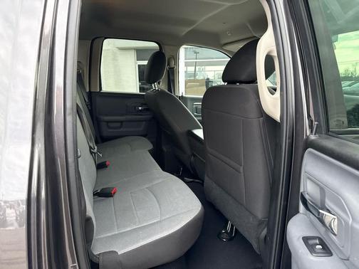 2024 RAM 1500 Classic SLT