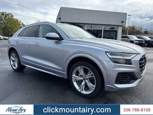 2022 Audi Q8 55 Premium Plus