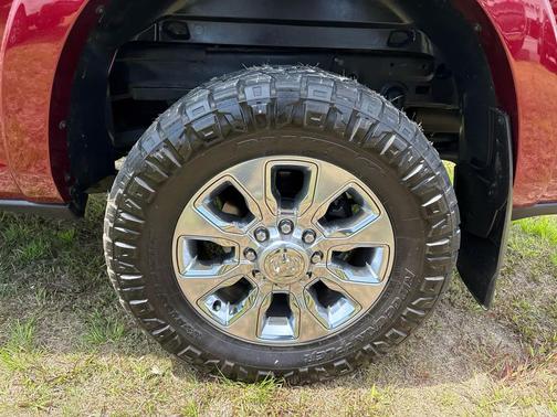 Delmonico Red Pearlcoat 2024 RAM 2500 Limited 4x4 Mega Cab 64 Box
