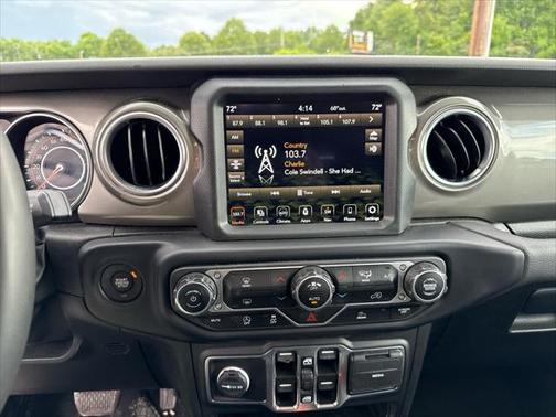 2023 Jeep Gladiator Overland