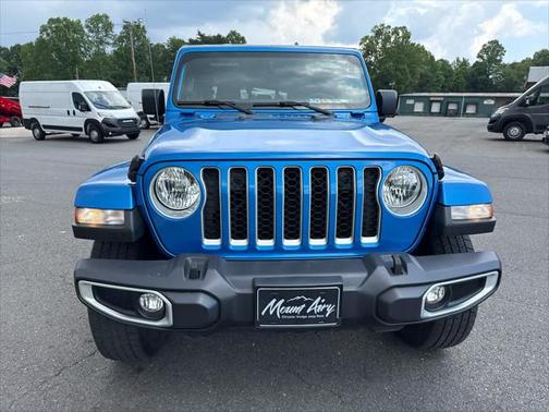 2023 Jeep Gladiator Overland