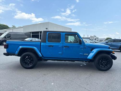 2023 Jeep Gladiator Overland