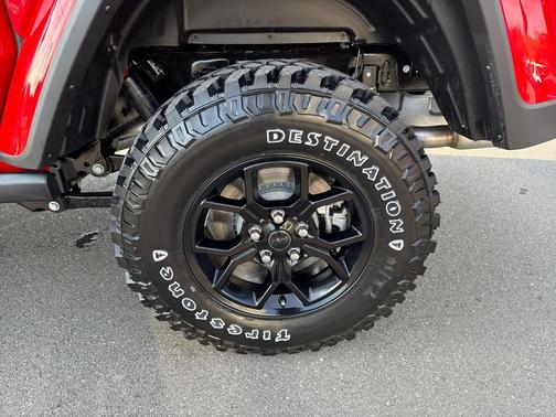 2026 Jeep Gladiator Willys 4x4