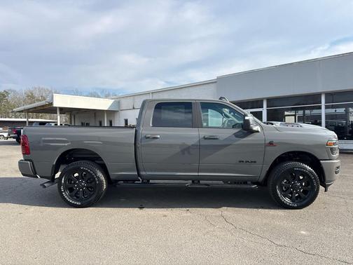 2026 RAM 2500 Laramie 4x4 Crew Cab 64 Box