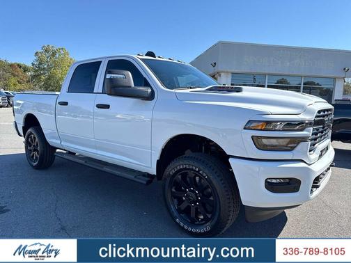 2026 RAM 2500 Tradesman 4x4 Crew Cab 64 Box