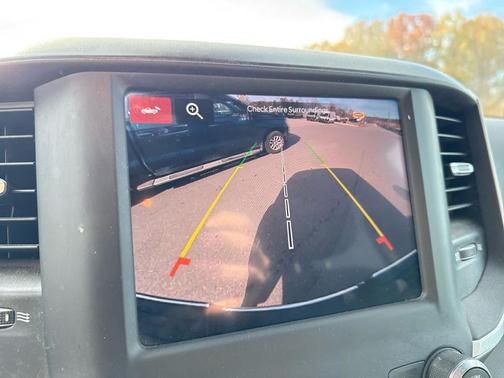 2024 RAM 2500 Big Horn 4x4 Crew Cab 64 Box