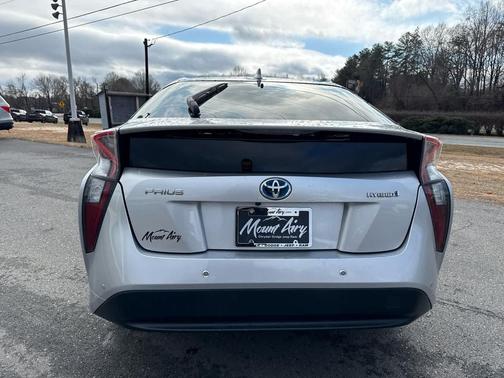 2018 Toyota Prius Four