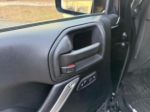 2013 Jeep Wrangler Unlimited Rubicon