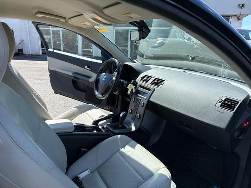 Barents Blue Metallic 2011 Volvo C30 T5