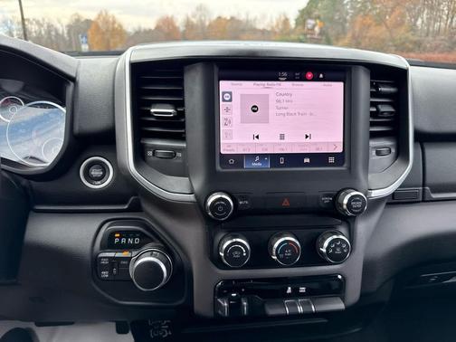 2024 RAM 2500 Big Horn 4x4 Crew Cab 64 Box