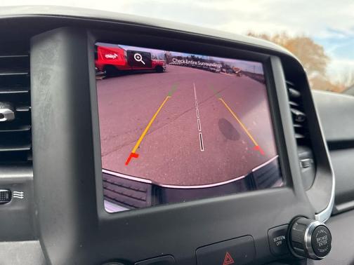 2024 RAM 2500 Big Horn 4x4 Crew Cab 64 Box