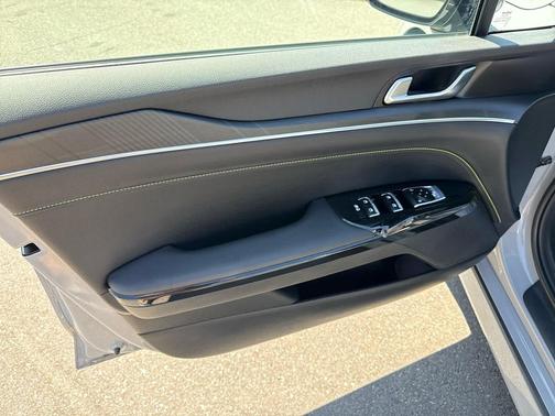 2025 Kia K5 GT