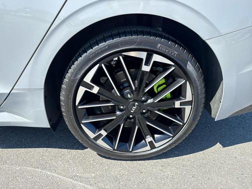 2025 Kia K5 GT