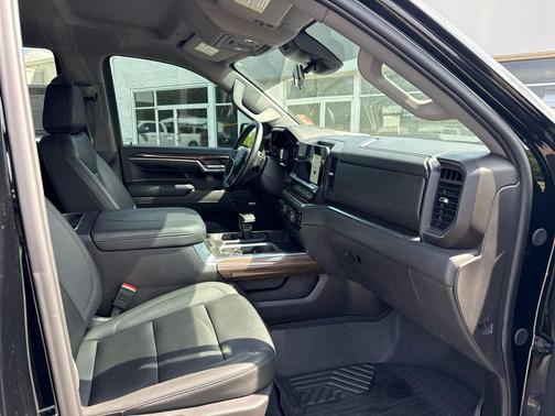 Black 2024 Chevrolet Silverado 1500 LT Trail Boss