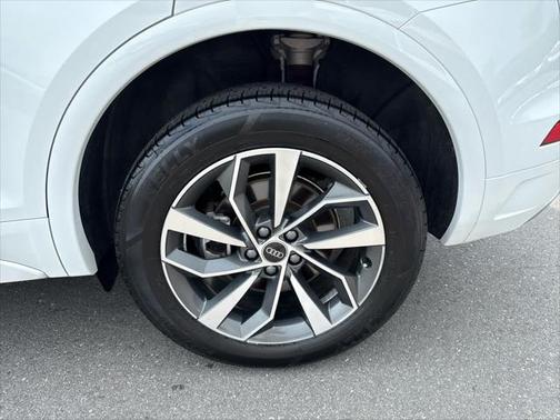 2024 Audi Q5 45 S line Premium Plus