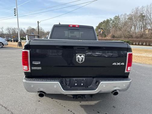 2018 RAM 1500 Laramie