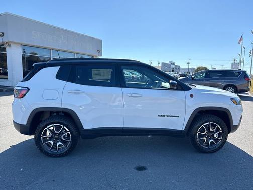 2026 Jeep Compass Trailhawk