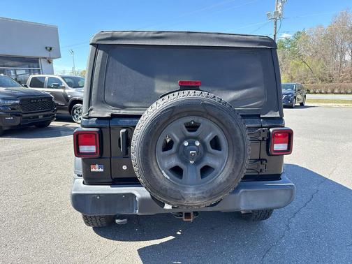 2018 Jeep Wrangler Unlimited Sport