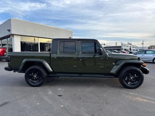 2021 Jeep Gladiator Overland