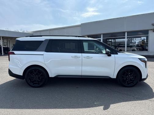 2025 Kia Carnival SX Prestige